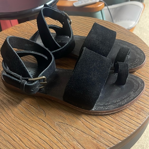 Free People Shoes - Free People size 6 black sandals. The straps go around your ankle.